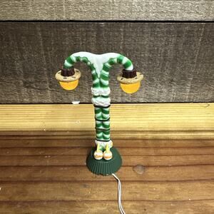 Lemax Sugar N Spice Candy Cane Street Lamp Works